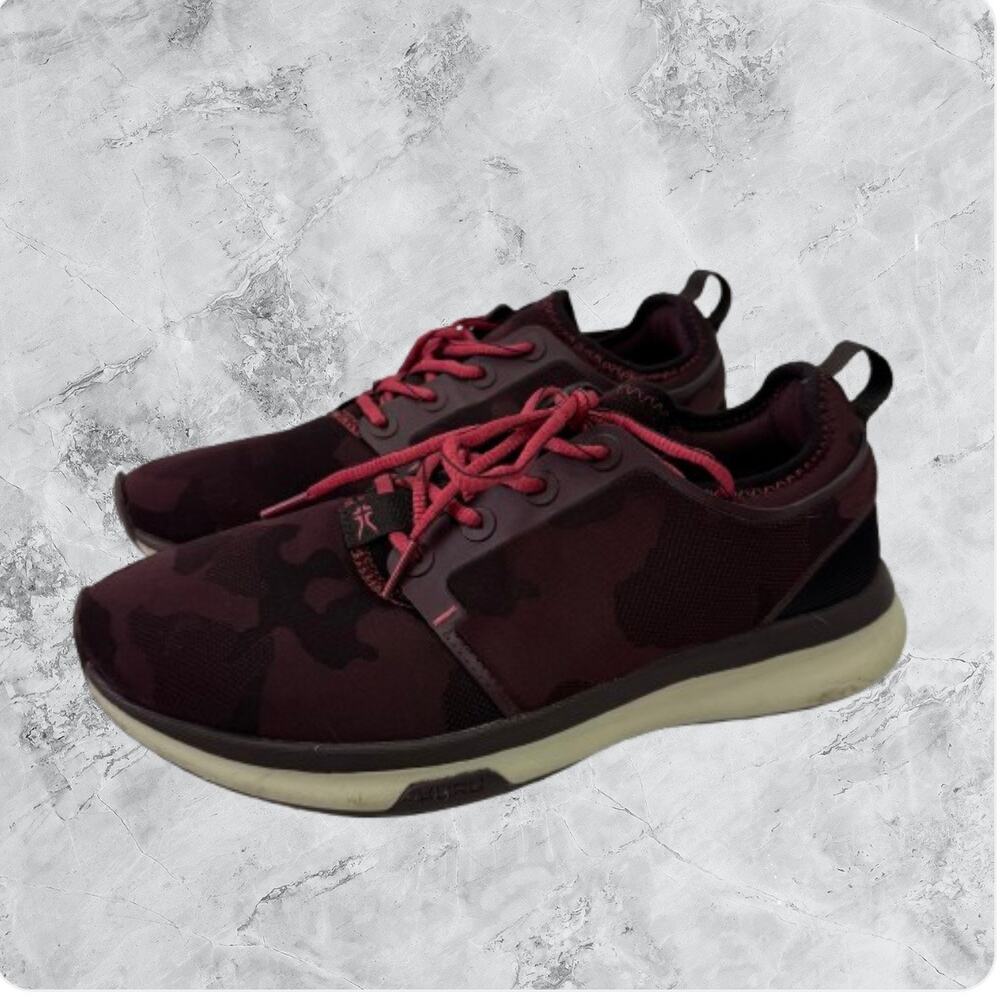 Kuru Women’s Atom Sneakers sz 9.5 Camo Wine Running # M305